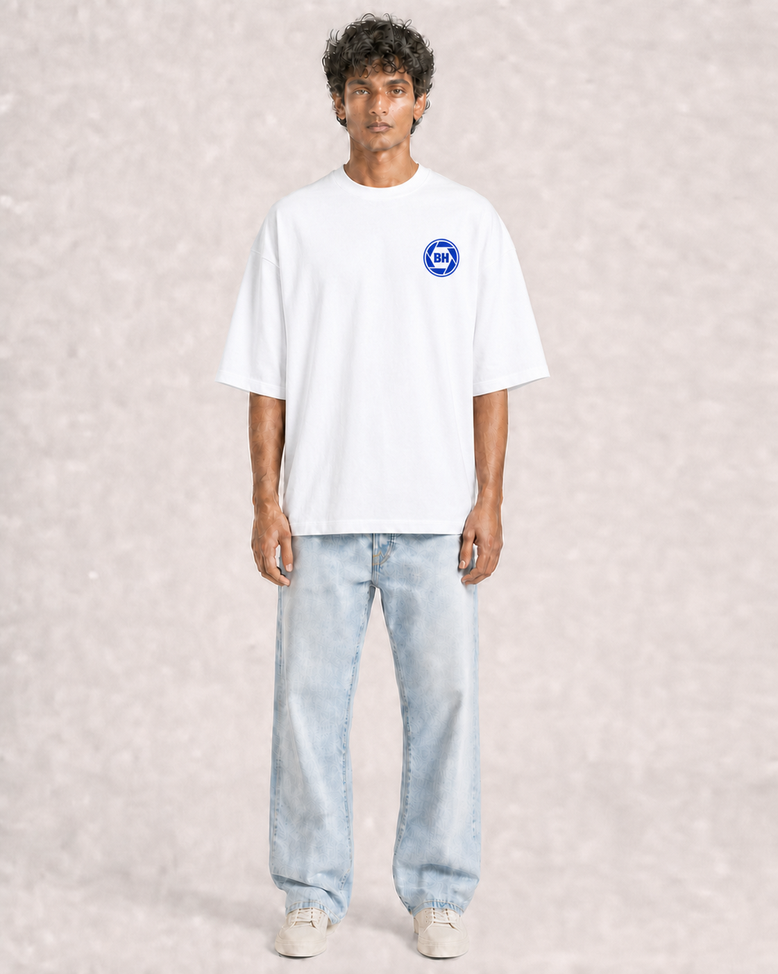 Blue Hour Photo Lab White model front pocket