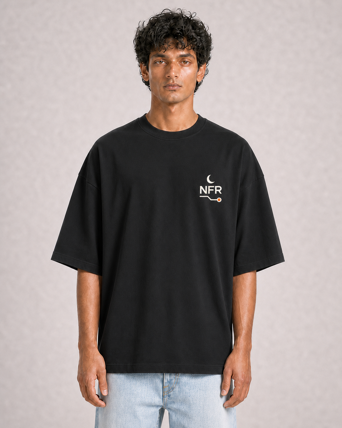 No Fixed Route Black model front pocket detail