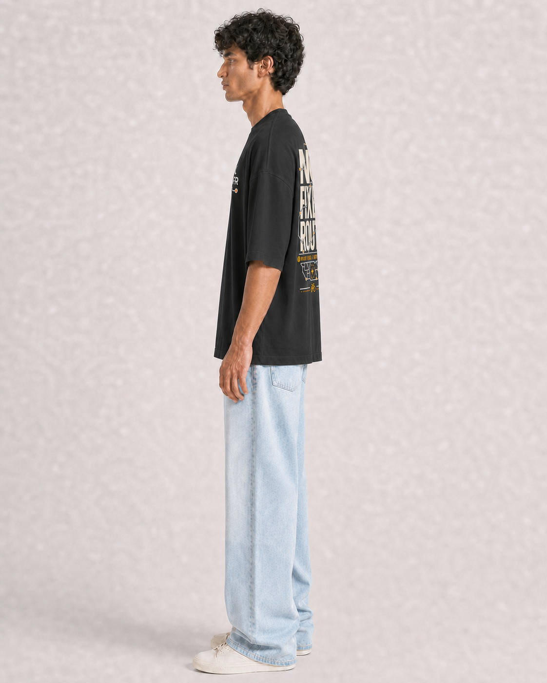 No Fixed Route Black model side fit